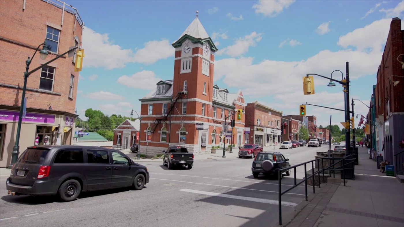 Digital Main Street Comes To Bracebridge The Bay 88 7FM WeAreMuskoka   Bracebridge Downtown 3 