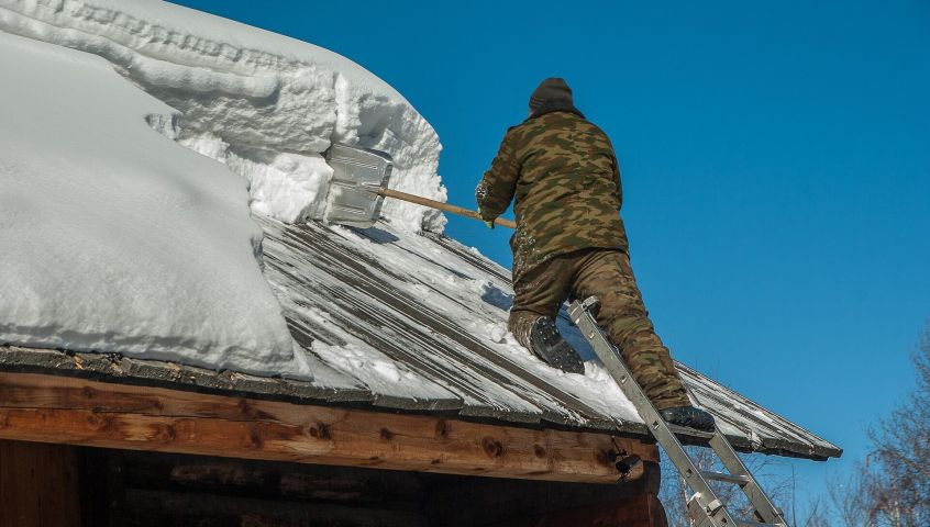 Municipalities urge you to check your snowloads on your buildings